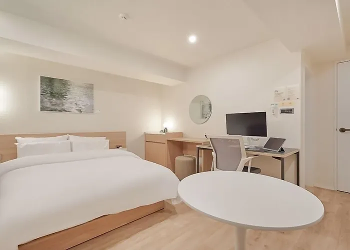 Maison De Centum 3*