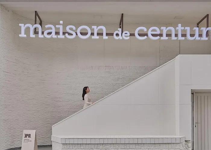 Maison De Centum