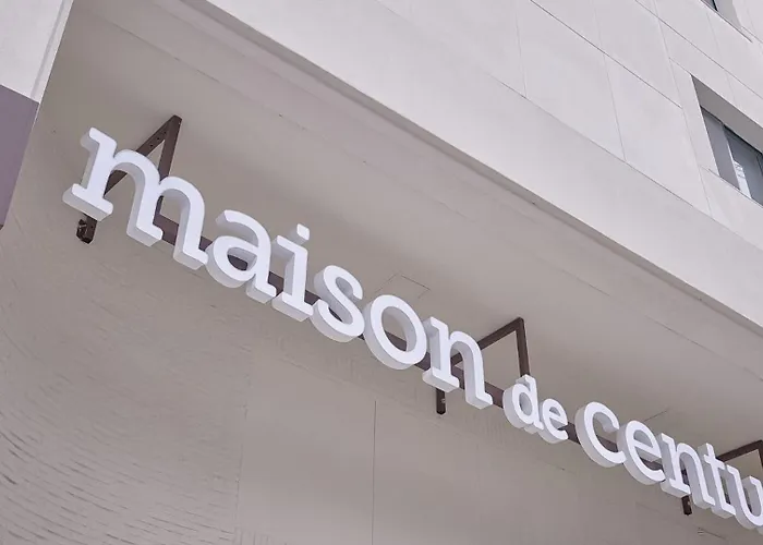 Hotel Maison De Centum 3*