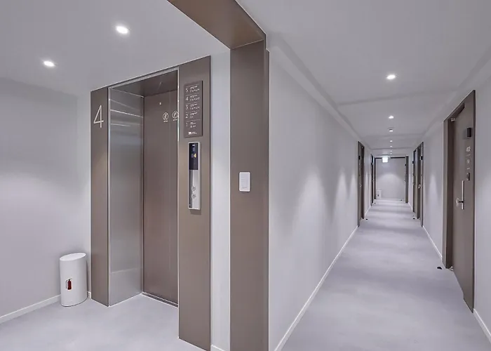 Maison De Centum 3*