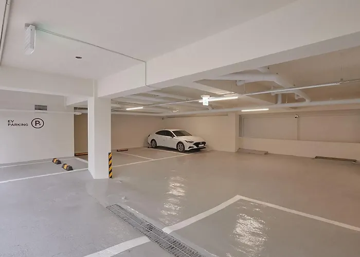 Maison De Centum 3*